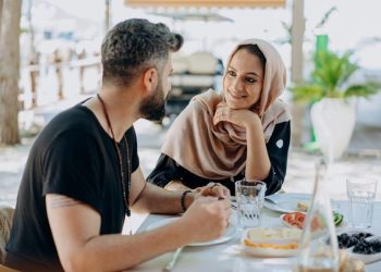 مسافة اقتراب الرجل من المرأة