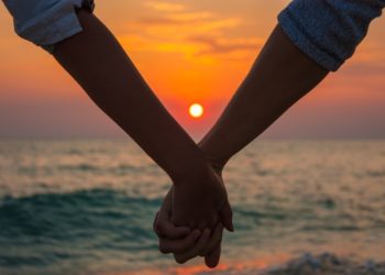 هل يحب الرجل المرأة الطيبة؟