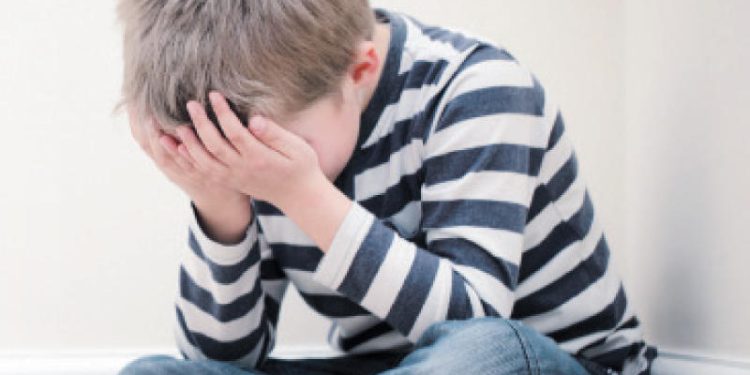 كيف تحمي طفلك من الضغوط النفسية؟