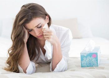 سبب البكاء بعد الاستيقاظ من النوم